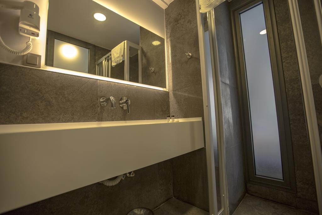 Amare Cesme Hotel Luaran gambar