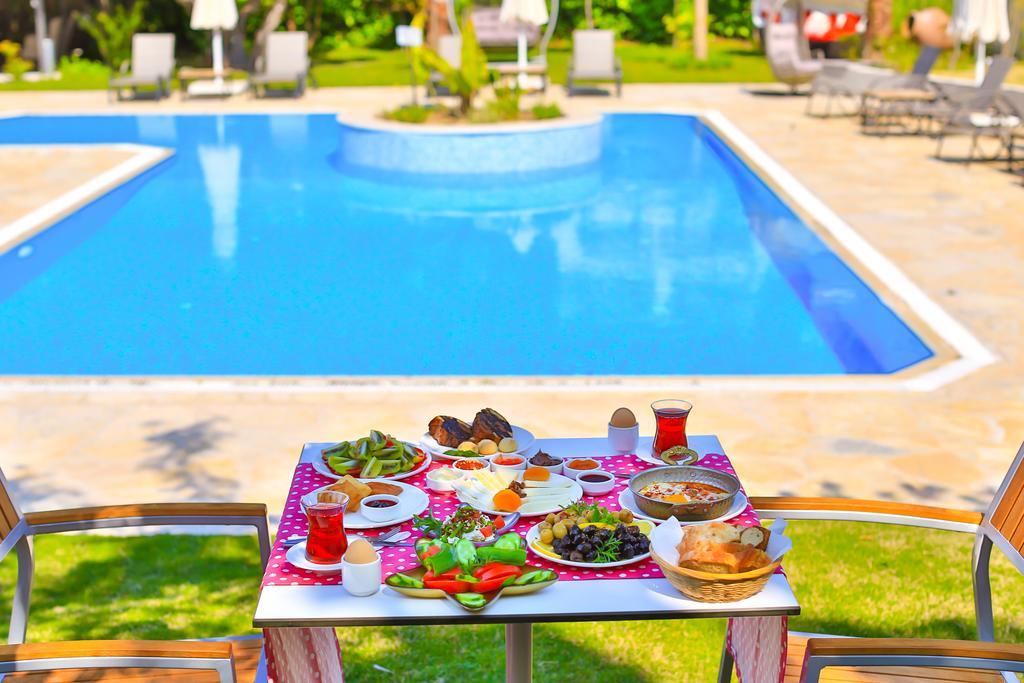 Amare Cesme Hotel Luaran gambar