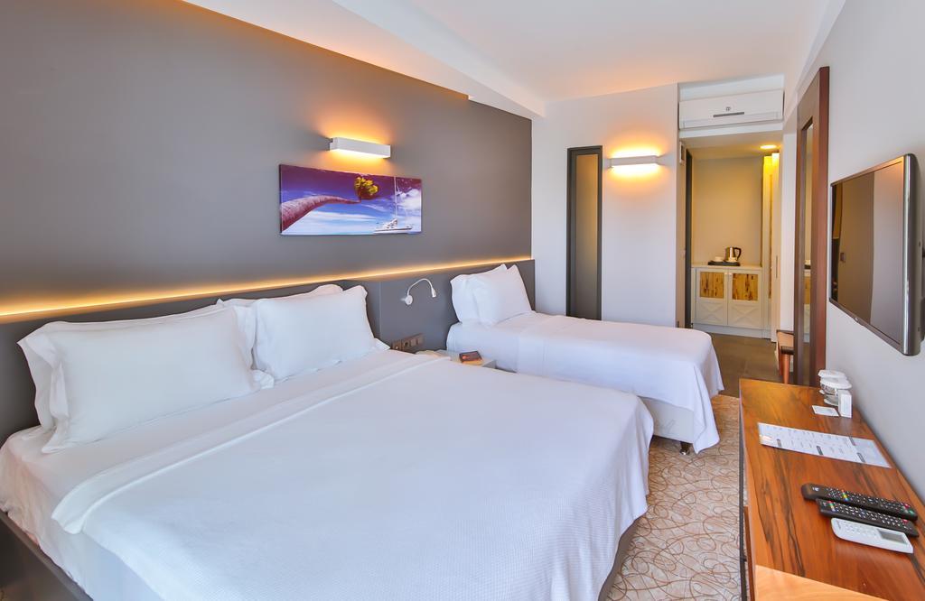 Amare Cesme Hotel Luaran gambar